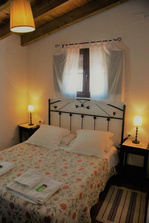 Casa Rural La Torre Almonaster la Real Ngoại thất bức ảnh